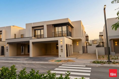 Townhouse in Jebel Ali, Dubai 4 bedrooms, 335.9 sq.m. № 111886 - photo 11