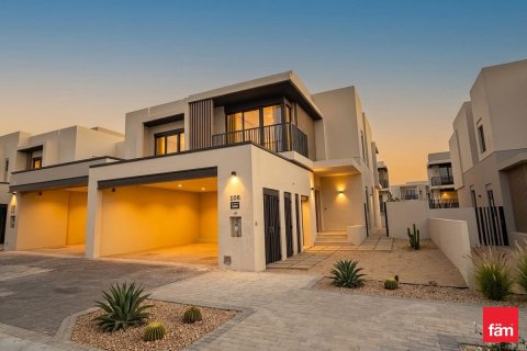 Townhouse in Jebel Ali, Dubai 4 bedrooms, 335.9 sq.m. № 111886 - photo 9