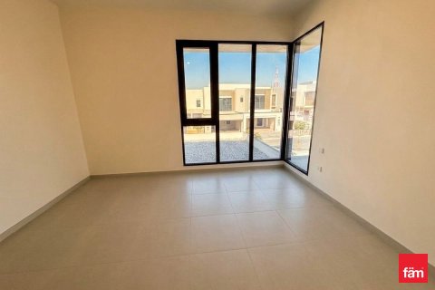 Townhouse in Jebel Ali, Dubai 4 bedrooms, 335.9 sq.m. № 111886 - photo 3