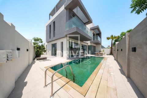 Villa in wasl gate, Dubai 5 bedrooms, 433.86 sq.m. № 129800 - photo 24