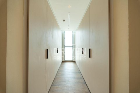 Villa in wasl gate, Dubai 5 bedrooms, 433.86 sq.m. № 129800 - photo 27