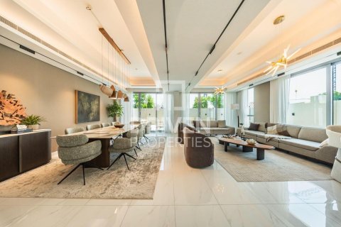 Villa in wasl gate, Dubai 5 bedrooms, 433.86 sq.m. № 129800 - photo 16