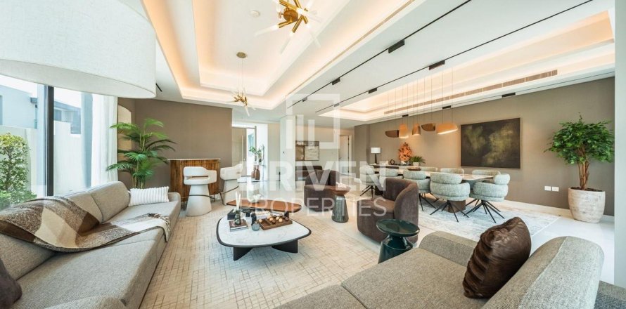 Villa in wasl gate, Dubai 5 bedrooms, 433.86 sq.m. № 129800