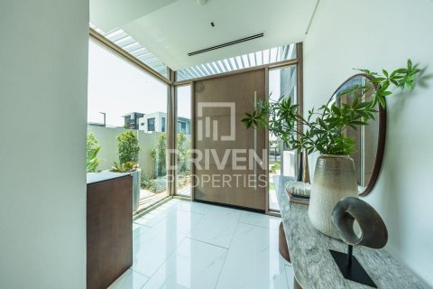 Villa in wasl gate, Dubai 5 bedrooms, 433.86 sq.m. № 129800 - photo 29