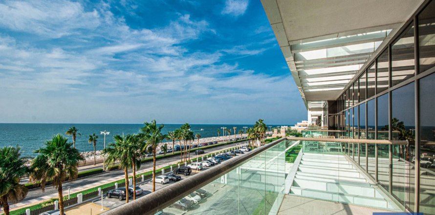 Apartment in The Crescent, Palm Jumeirah, Dubai 2 bedrooms, 123 sq.m. № 103801