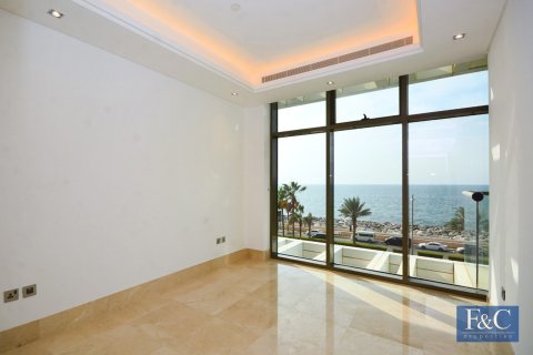 Apartment in The Crescent, Palm Jumeirah, Dubai 2 bedrooms, 123 sq.m. № 103801 - photo 19