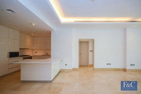 Apartment in The Crescent, Palm Jumeirah, Dubai 2 bedrooms, 123 sq.m. № 103801 - photo 20