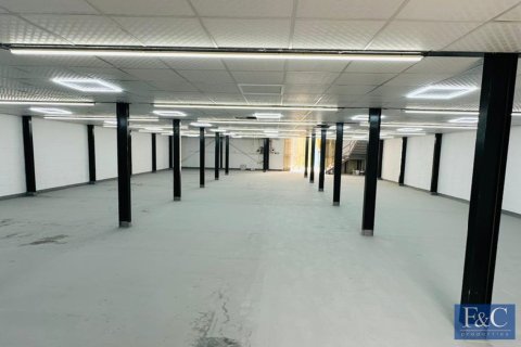 Entrepôt à Al Quoz Industrial Area, Al Quoz, Dubai, 635 m², № 103790 - photo 3