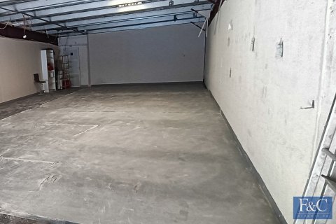 Entrepôt à Al Quoz Industrial Area, Al Quoz, Dubai, 635 m², № 103790 - photo 4