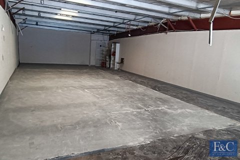 Entrepôt à Al Quoz Industrial Area, Al Quoz, Dubai, 635 m², № 103790 - photo 9