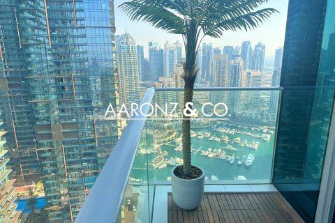 Apartment in Damac Heights, Dubai Marina, Dubai 3 bedrooms, 180 sq.m. № 84417 - photo 2