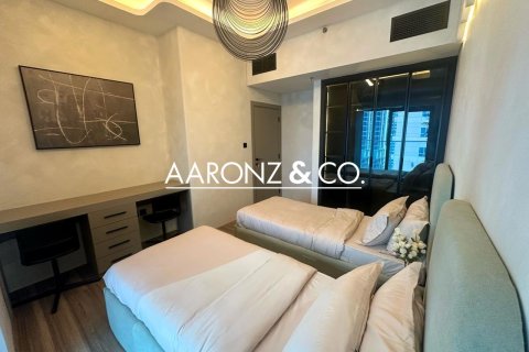 Apartment in Damac Heights, Dubai Marina, Dubai 3 bedrooms, 180 sq.m. № 84417 - photo 6