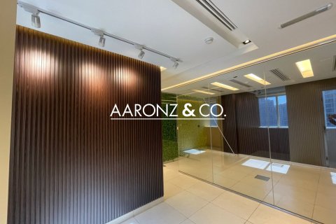 Oficina en Business Bay, Dubai, 95 m², № 84419