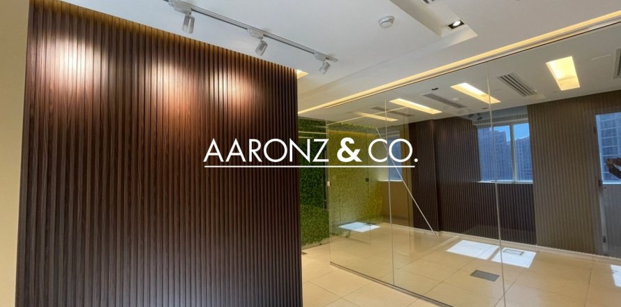 Oficina en Business Bay, Dubai, 95 m², № 84419