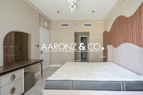 Hotel Apartamento en Seven Palm, Palm Jumeirah, Dubai, 1 dormitorio, 75 m², № 84415 - foto 6