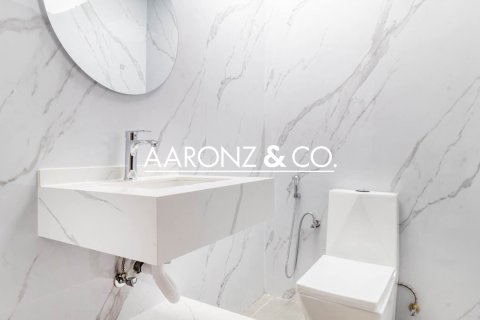 Appartement à Dubai Marina, Dubai, 2 chambres, 138.5 m², № 78530 - photo 9