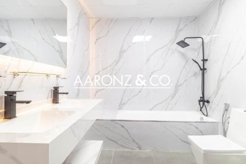 Appartement à Dubai Marina, Dubai, 2 chambres, 138.5 m², № 78530 - photo 11