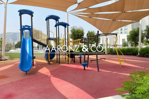 Villa à Al Furjan, Dubai, 4 chambres, 376.3 m², № 78531 - photo 15