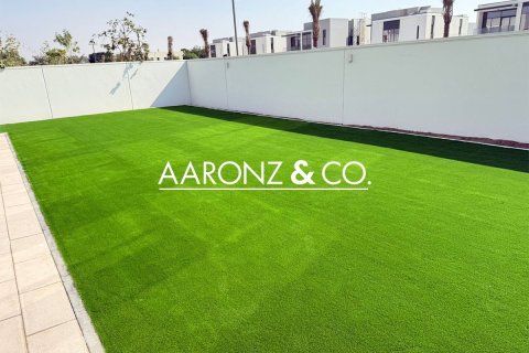 Villa à Al Furjan, Dubai, 4 chambres, 376.3 m², № 78531 - photo 9