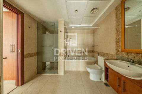 Appartement à The Fairways, The Views, Dubai, 1 chambre, 72.28 m², № 128126 - photo 9