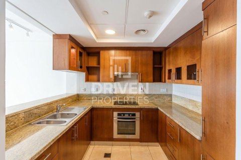 Apartment in The Fairways, The Views, Dubai 1 bedroom, 68.1 sq.m. № 128125 - photo 4