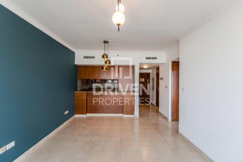 Apartment in The Fairways, The Views, Dubai 1 bedroom, 68.1 sq.m. № 128125 - photo 5