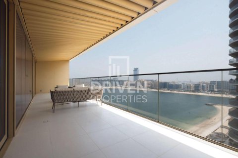 Apartment in EMAAR Beachfront, Dubai Harbour, Dubai 2 bedrooms, 130.16 sq.m. № 128106 - photo 2