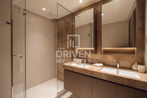 Apartment in EMAAR Beachfront, Dubai Harbour, Dubai 2 bedrooms, 130.16 sq.m. № 128106 - photo 13