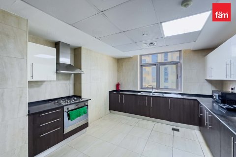 Apartment in Al Furjan, Dubai 2 bedrooms, 130.3 sq.m. № 59022 - photo 9