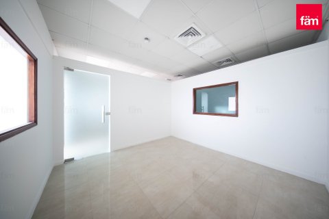 Снять в аренду офис в Бизнес-Бэе, Дубай: 80.4м², № 59012 - фото 2
