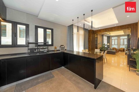 Townhouse in Wadi Al Safa 2, Dubai 5 bedrooms, 206.3 sq.m. № 53109 - photo 21