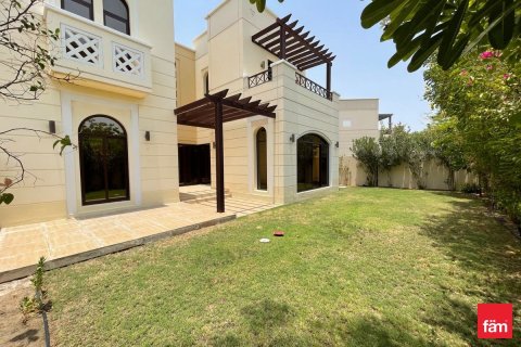 Townhouse in Dubai 4 bedrooms, 388.7 sq.m. № 53110 - photo 8