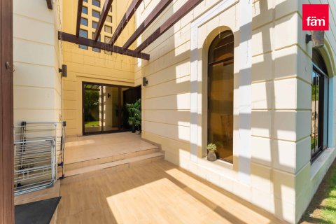 Adosado en Dubai, 4 dormitorios, 388.7 m², № 53110 - foto 11