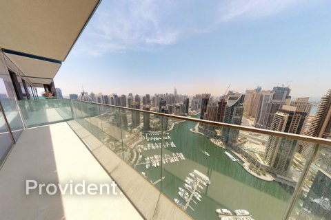 Apartamento en Dubai Marina, Dubai, 3 dormitorios, 182 m², № 1801 - foto 1