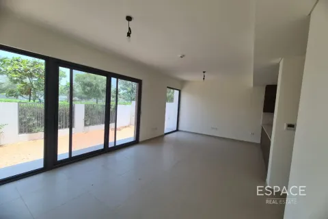 فيلا في Tilal Al Ghaf, دبي 4 غرف نوم, 219 م² رقم 71217 - صورة 2