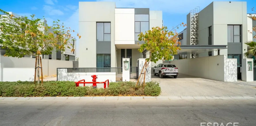 Villa à Al Furjan, Dubai, 5 chambres, 414 m², № 71214