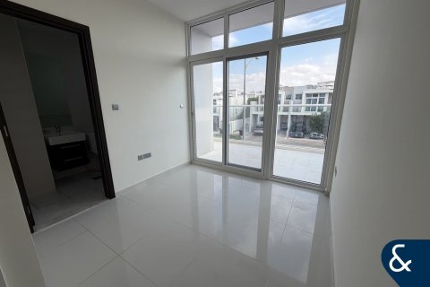 Maison de ville à DAMAC Hills (Akoya by DAMAC), Dubai, 3 chambres, 155 m², № 75163 - photo 11