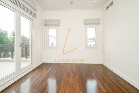 Villa in Jumeirah Golf Estates, Dubai 6 bedrooms, 871 sq.m. № 78194 - photo 7