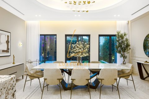 Villa en Jumeirah Golf Estates, Dubai, 5 dormitorios, 896 m², № 78195 - foto 7