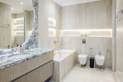 Villa en Jumeirah Golf Estates, Dubai, 5 dormitorios, 896 m², № 78195 - foto 21