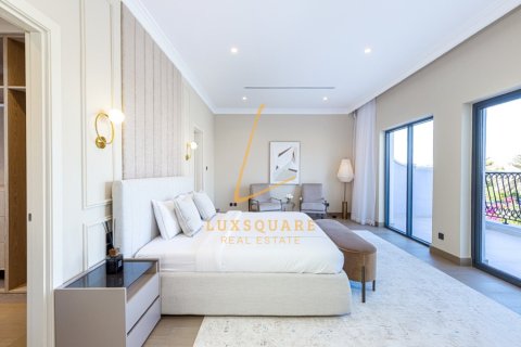 Villa en Jumeirah Golf Estates, Dubai, 5 dormitorios, 896 m², № 78195 - foto 12