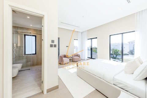 Villa en Jumeirah Golf Estates, Dubai, 5 dormitorios, 896 m², № 78195 - foto 16