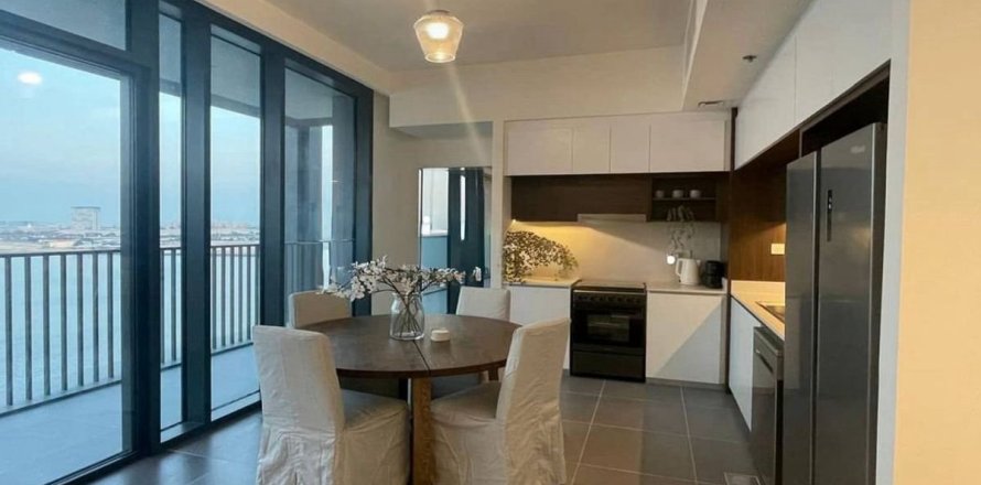 Apartment in Dubai 2 bedrooms, 109.8 sq.m. № 110614