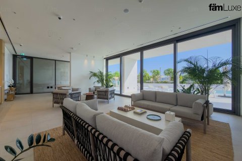 Apartment in Dubai 3 bedrooms, 335.7 sq.m. № 110615 - photo 26