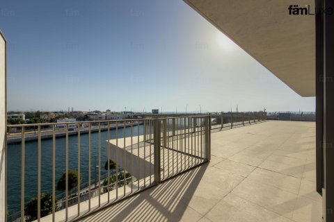 Apartment in Dubai 3 bedrooms, 335.7 sq.m. № 110615 - photo 6