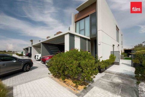 Maison de ville à Dubai, 4 chambres, 252 m², № 110617