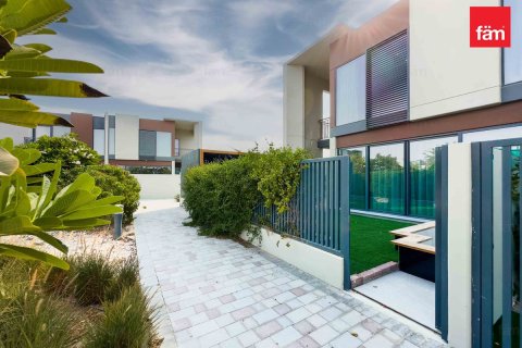 Townhouse in Dubai 4 bedrooms, 252 sq.m. № 110617 - photo 28
