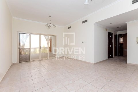 Bâtiment à Dubai Investment Park, Dubai, 1005.68 m², № 127588 - photo 2