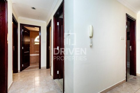 Bâtiment à Dubai Investment Park, Dubai, 1005.68 m², № 127588 - photo 13