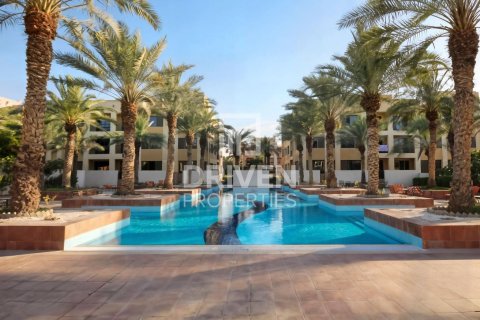 Bâtiment à Dubai Investment Park, Dubai, 1005.68 m², № 127588 - photo 18